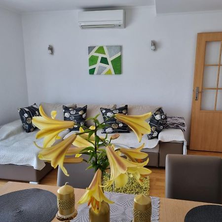Apartment Boba Sinj Eksteriør bilde