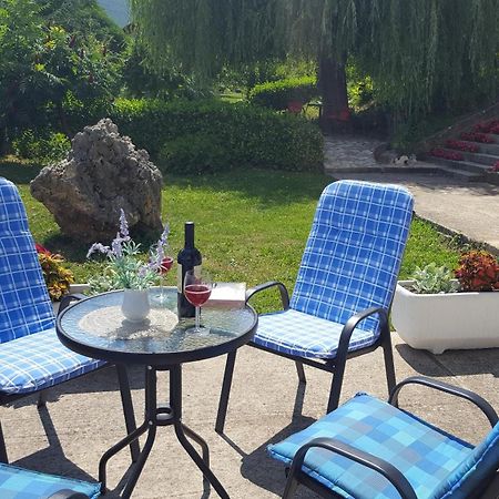 Apartment Boba Sinj Eksteriør bilde