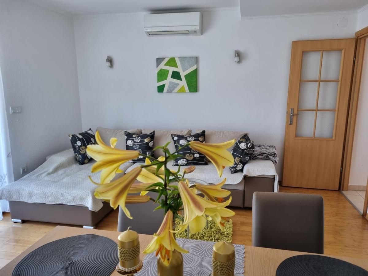 Apartment Boba Sinj Eksteriør bilde